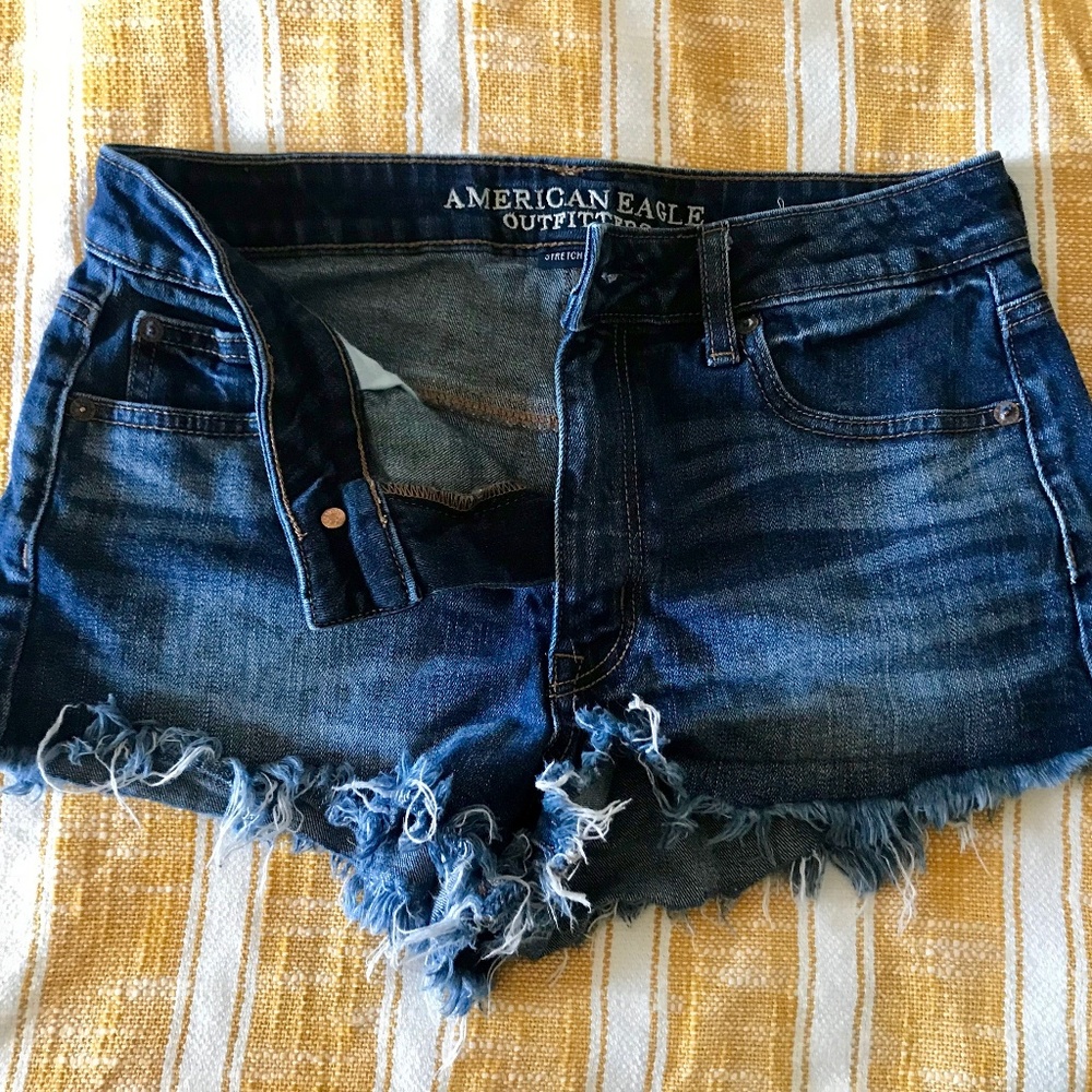 American Eagle Hi-Rise Festival Shorts